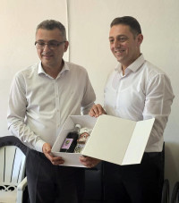 İEZB’DEN CUMHURBAŞKANI TUFAN ERHÜRMAN’A TEBRİK MESAJI: “ÜLKEMİZE HUZUR, REFAH VE ADALET GETİRECEĞİNE İNANIYORUZ”